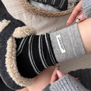 条纹袜子女秋冬季加厚羊毛中筒袜布标字母保暖羊绒棉袜冬天堆堆袜