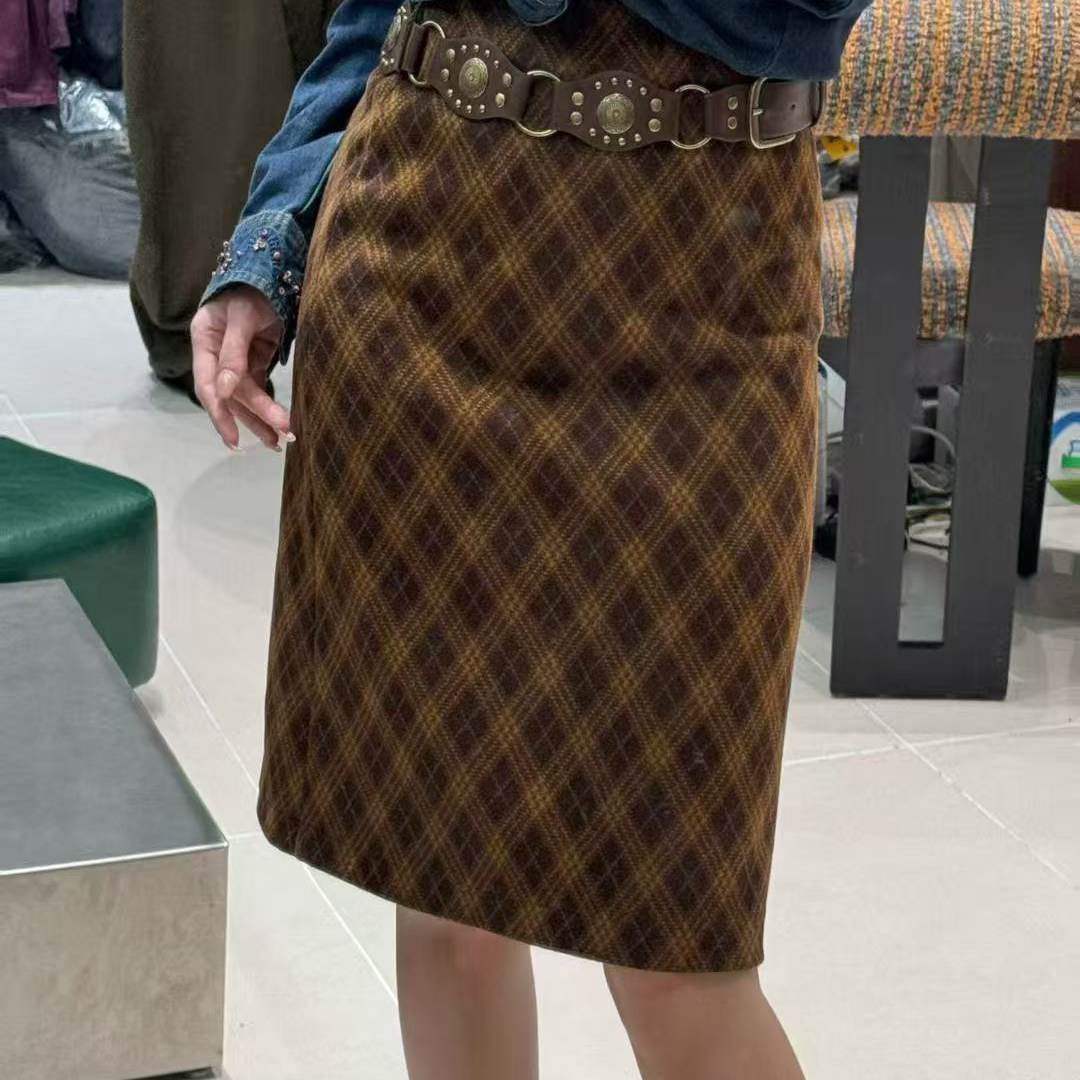 欧洲站2025早秋女v+高腰显瘦裙