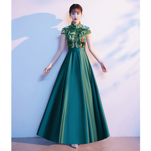 2025新款大合唱团演出服女绿色高端主持人晚礼服中式旗袍指挥