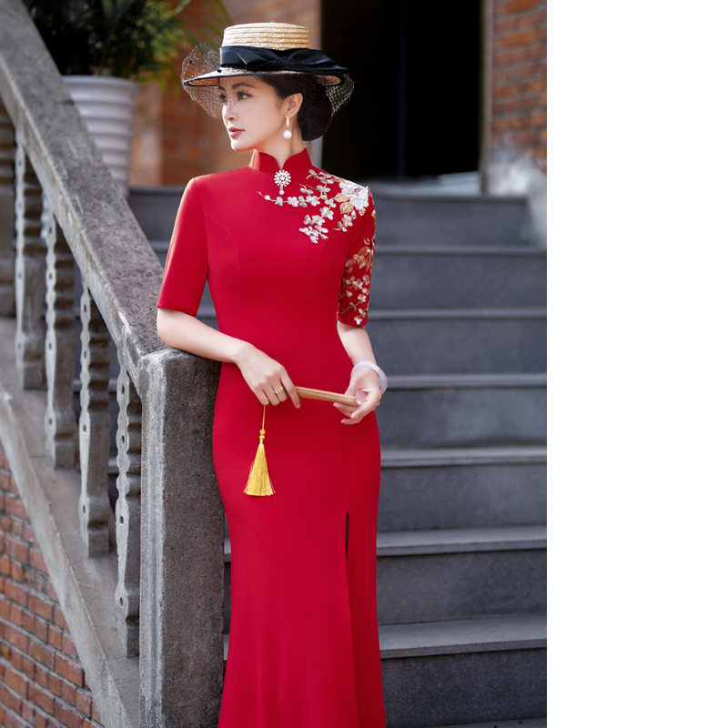 2025新款绣花旗袍秋季时尚加长款走秀旗袍礼服裙大码演出主持