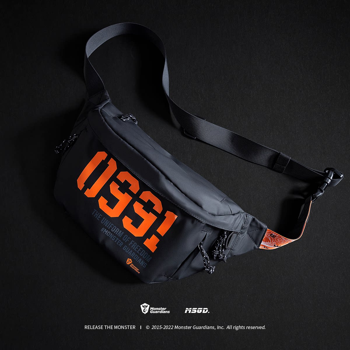 Monster Guardians 户外黑橙防泼水机能斜挎包专业多功能运动腰包