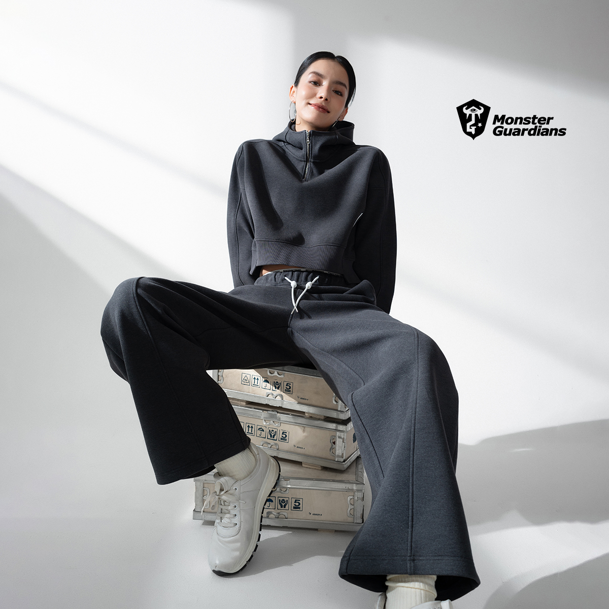 Monster Guardians未来感系列女子秋冬加绒连帽卫衣长裤运动套装