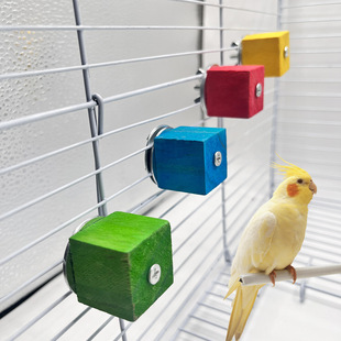 仓鼠玩具彩色鸟站杆鹦鹉栖息磨爪站台方块跳台小宠玩具鸟笼装饰品
