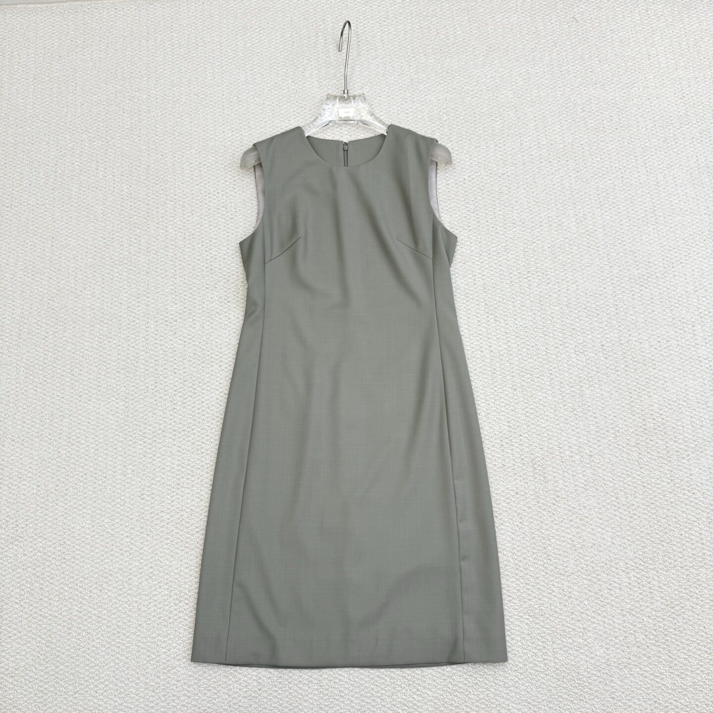 Th同款高定 2026春夏新品女装 羊毛混纺无袖修身连衣裙 Q0101609