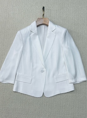 YI同款 2025早秋新款女装 醋纤仿麻可水洗一粒扣收腰短款中袖西装