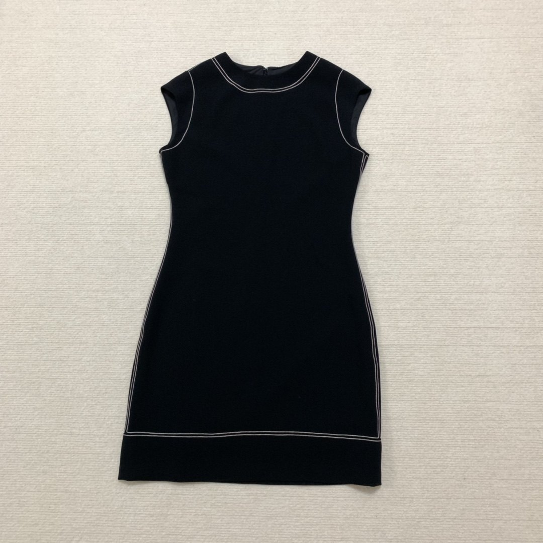 车线宽松三醋酸纯色背心裙