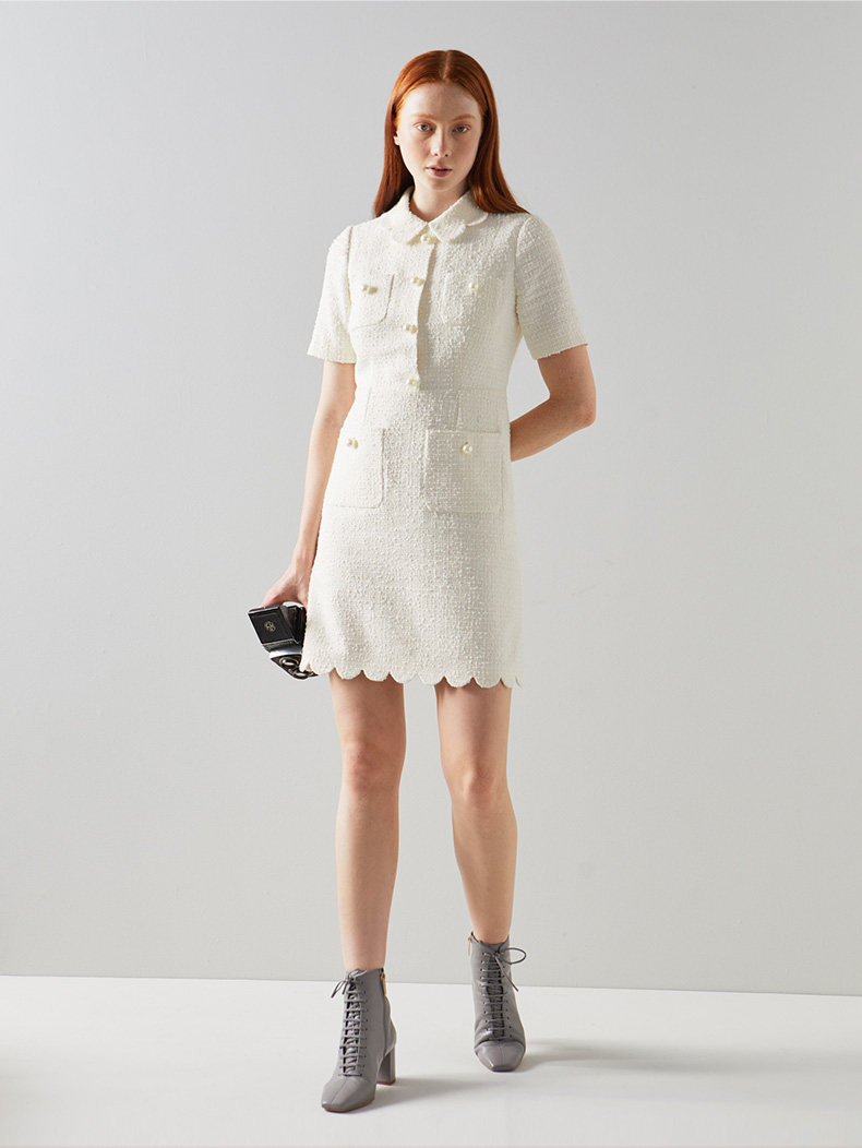 小香风短款白色珍珠扣连衣裙