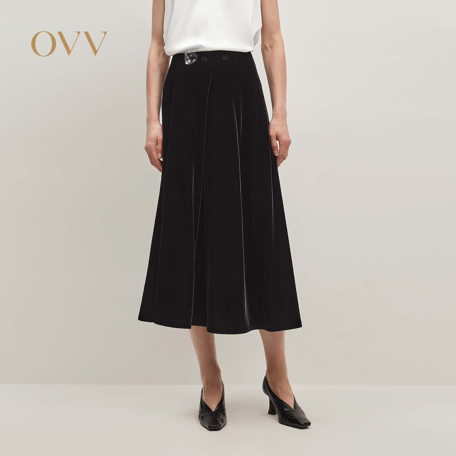 OVV秋冬新款女装经典中腰A字奢华光泽丝绒休闲半身裙