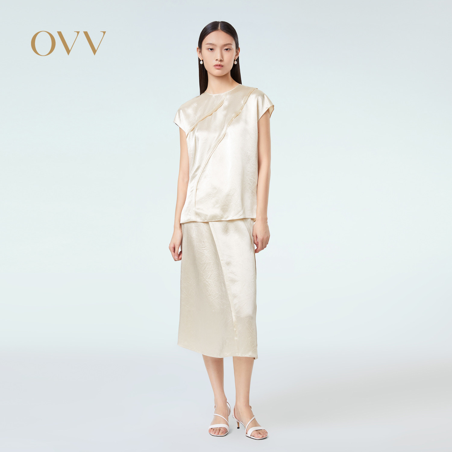 【呼呼专享】OVV春夏女装抓绉缎面醋酸经典A字廓形简约优雅半身裙