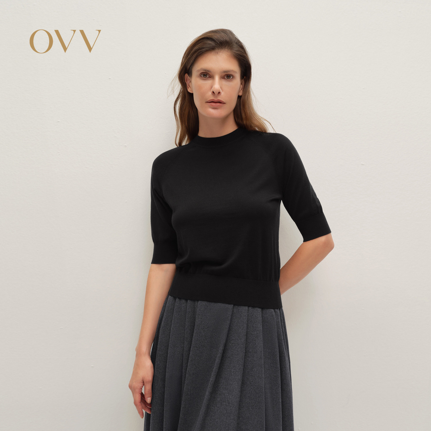 【黄金羊毛】OVV2025秋冬新款女装简约圆领优雅短袖针织衫