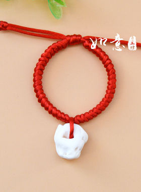 麦思姬手工婴儿童宝宝红绳手链脚链可挂绳猪惊骨桃木彩手绳红绳猪