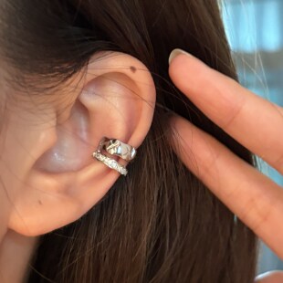 [楼哈哈]小众轻奢高级感无耳洞无痛耳骨夹小巧日常气质耳夹2025新