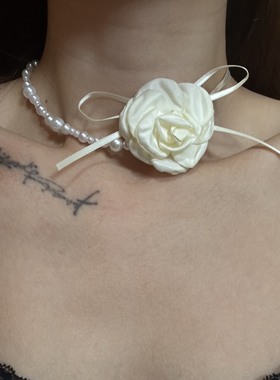 [楼哈哈]法式慵懒珍珠拼接丝带choker颈带项链花朵百搭项圈饰品