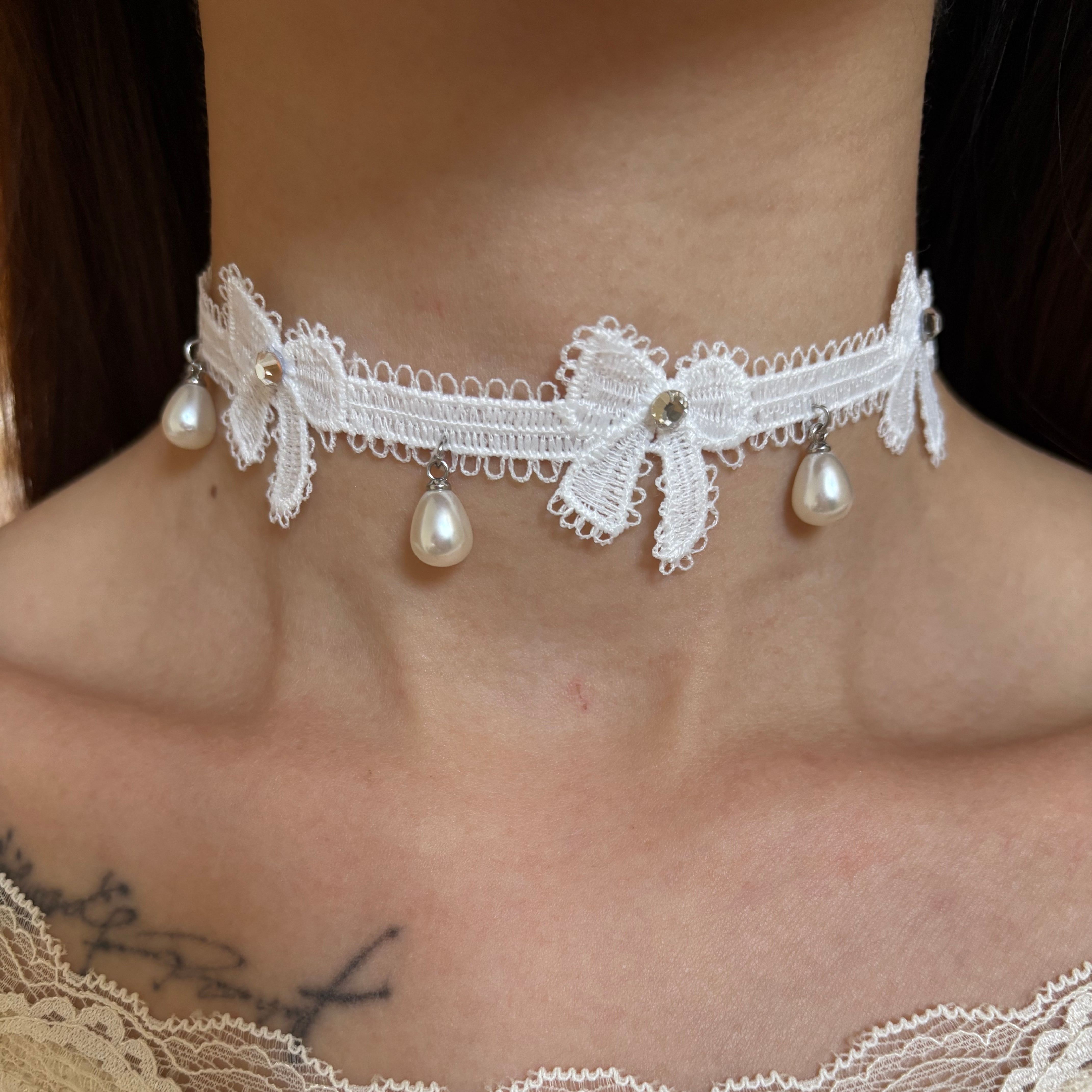 [楼哈哈]复古少女心白色蝴蝶结蕾丝项链choker项圈短款珍珠锁骨链