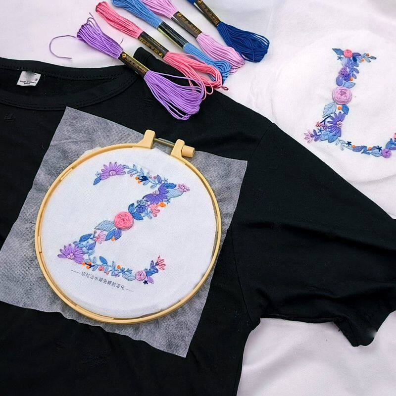 字母刺绣diy材料包姓氏英文自绣t恤围巾花图案衣服绣花情人节送礼