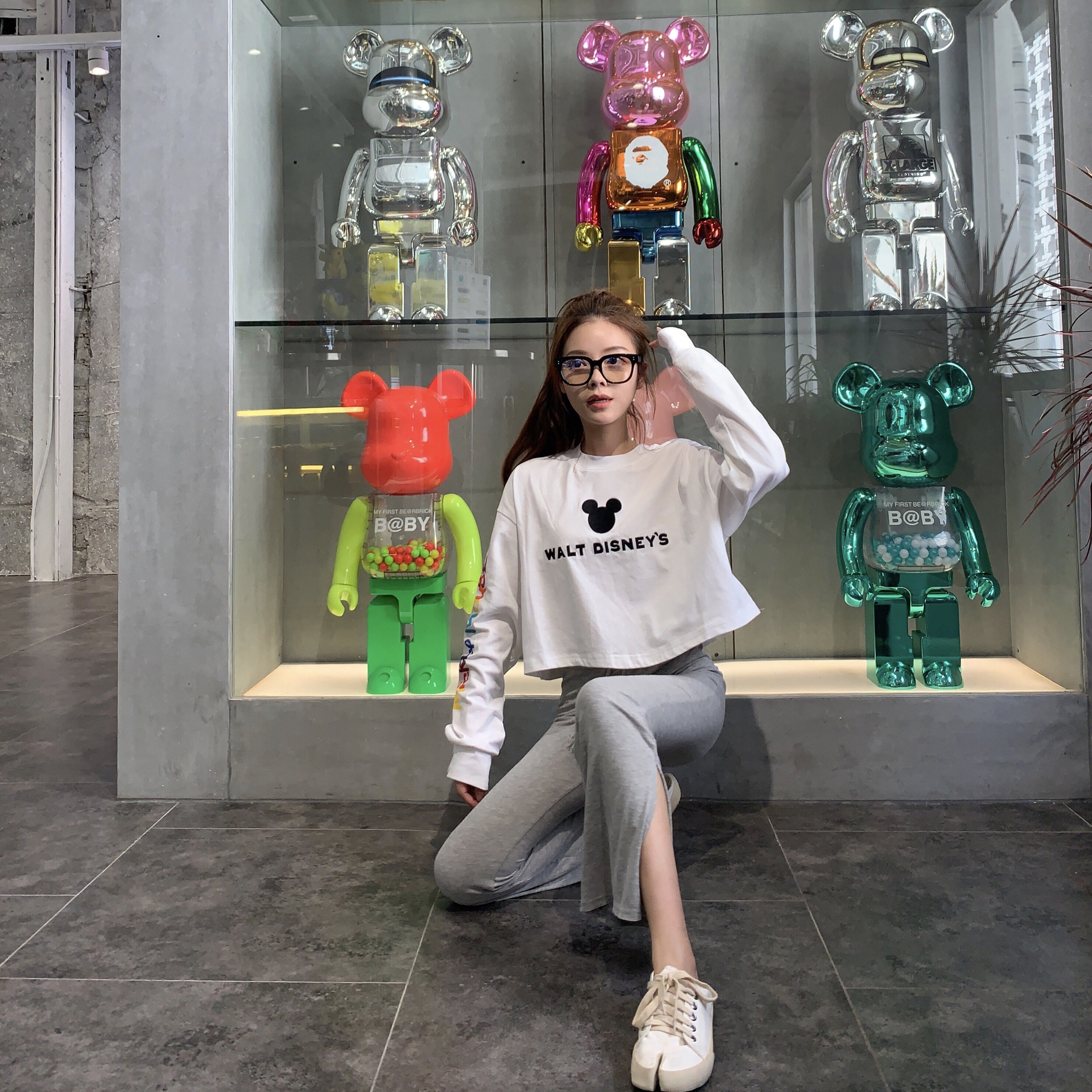 kikimy我是米奇头 初秋新款定制刺绣印花小短款卫衣ins薄款