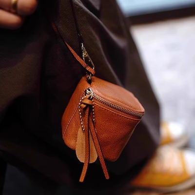 2024新款植鞣牛皮迷你手拎耳机口红硬币收纳卡包真皮实用零钱包