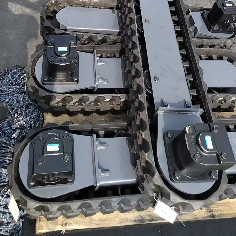 橡胶履带底盘 移动破碎机行走底盘 全液压履带钢制底盘总成