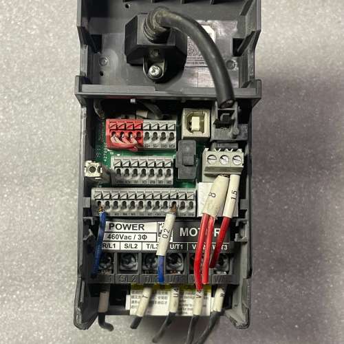 议价1.5KW台达MS300变频器 VFD4A2MS43ANSH维修