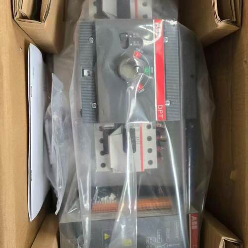 DPT63-CB010 C32 4P ABB双电源开关 4p32a 4p63a议价维修