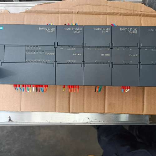 议价西门子CPUSR30 DR08 AM06 AE04 AQ02维修