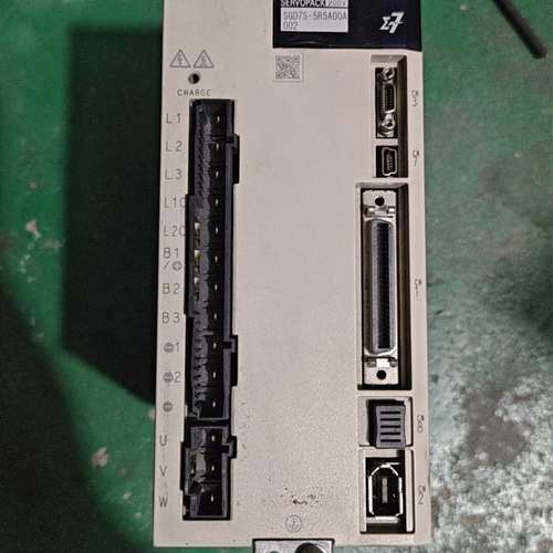 议价安川伺服驱动器SGD7S-5R5A00A002维修
