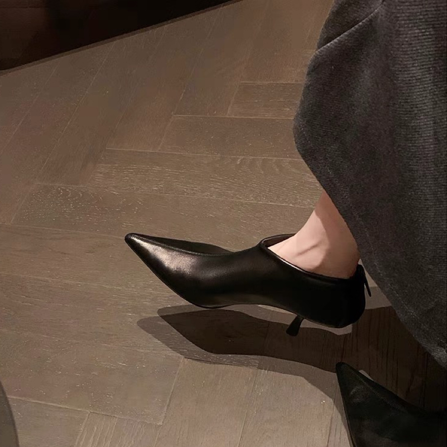 西靴小猫跟高跟皮靴女短靴