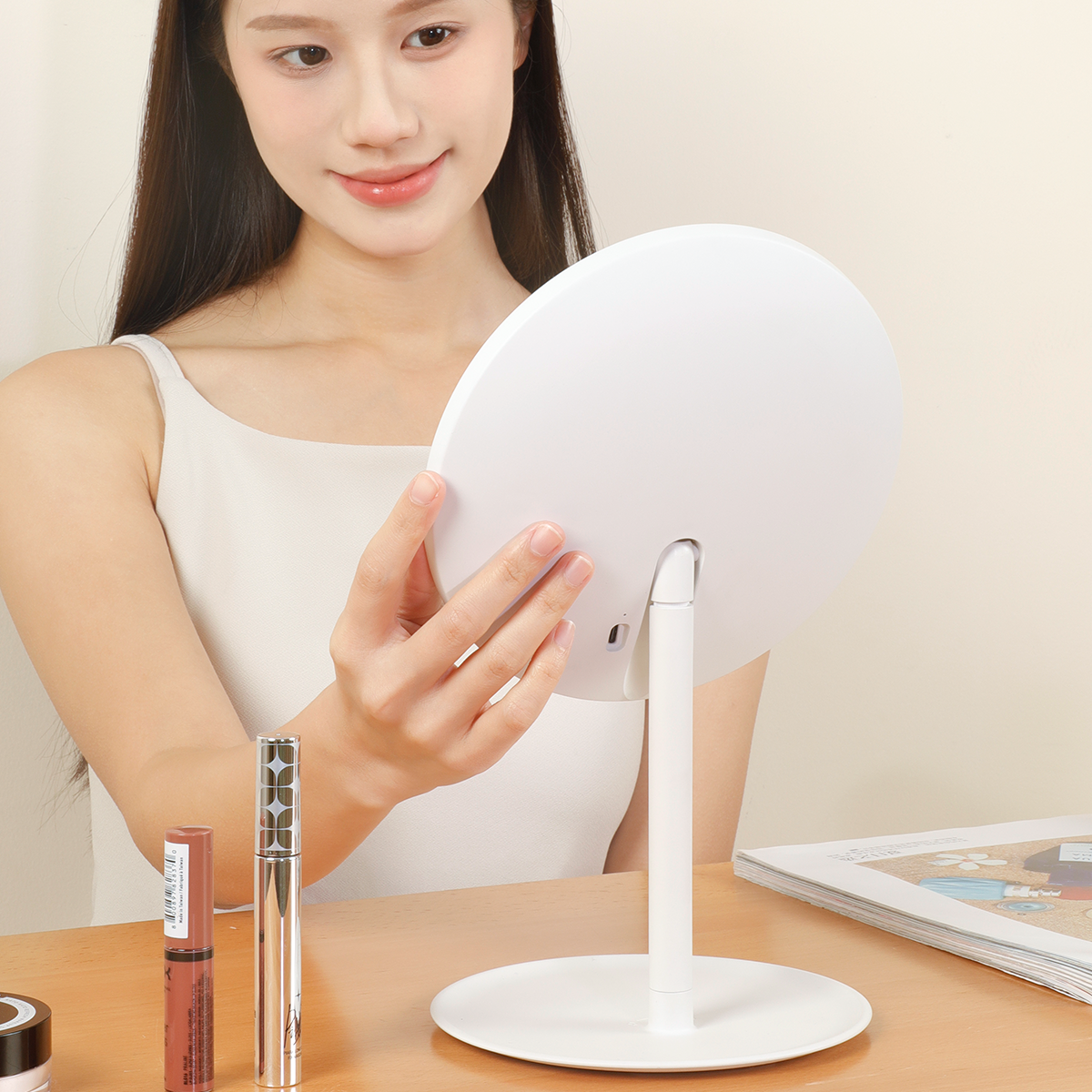 智能便攜led折疊桌面帶燈化妝鏡