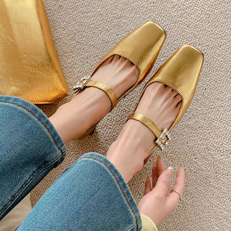 special。搭配率 ·  软羊皮银色中跟粗跟玛丽珍鞋方头高跟单鞋女