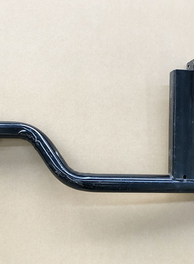 适配于陕汽德龙新M300017款右后翼子板支架原厂配件DZ15221234670