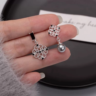 s925银针清冷感新中式灰珍珠花片耳环女轻奢小众高级感古风耳饰