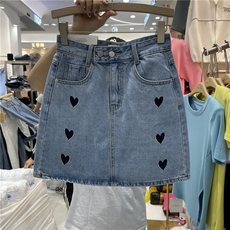 2021年新款夏季時尚超火ins愛心牛仔A字半身裙女子高腰顯瘦短裙子在類目 女裝/女士精品, 半身裙中 - 來自Buy2taobao.com提供專業的淘寶代購服務