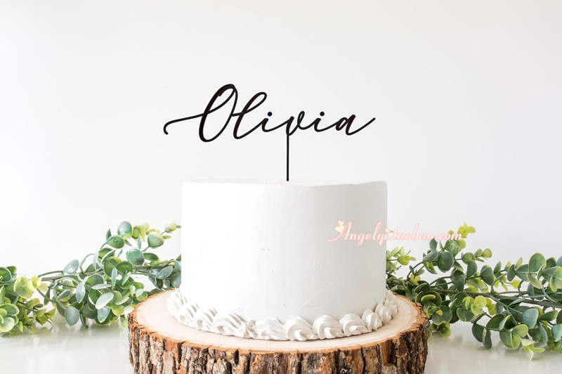 名字插牌派对生日蛋糕