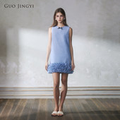 GUO JINGYI2026春夏新品 高级优雅浅蓝鱼鳞鱼骨花边连衣裙短裙女士