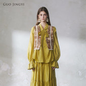GUO JINGYI2026春夏新品 简约轻奢感卡其波伊姆花边宽松马甲女士