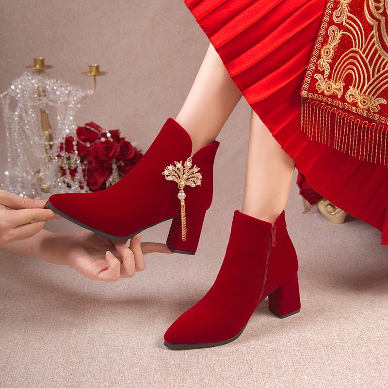 冬季结婚鞋女粗跟加绒中式秀禾婚纱两穿红色新娘鞋高跟不累脚短靴