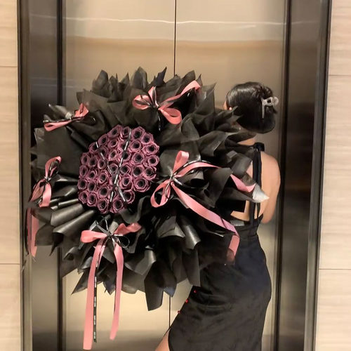 乌梅子酱永生花七夕礼物99朵