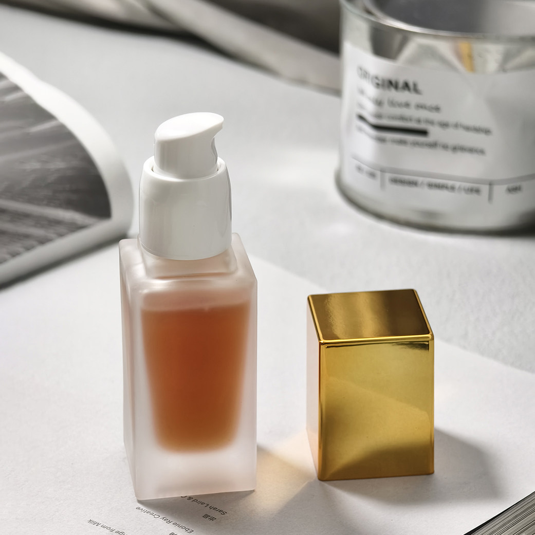 类玻玻水光精华液微胶囊包裹A醇VC嘭润抗皱胶原蛋白缩小毛孔提拉