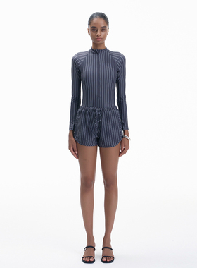 KAMENCAT平角游泳衣女2026新款遮肚显瘦长袖防晒遮时尚冲浪潜水服