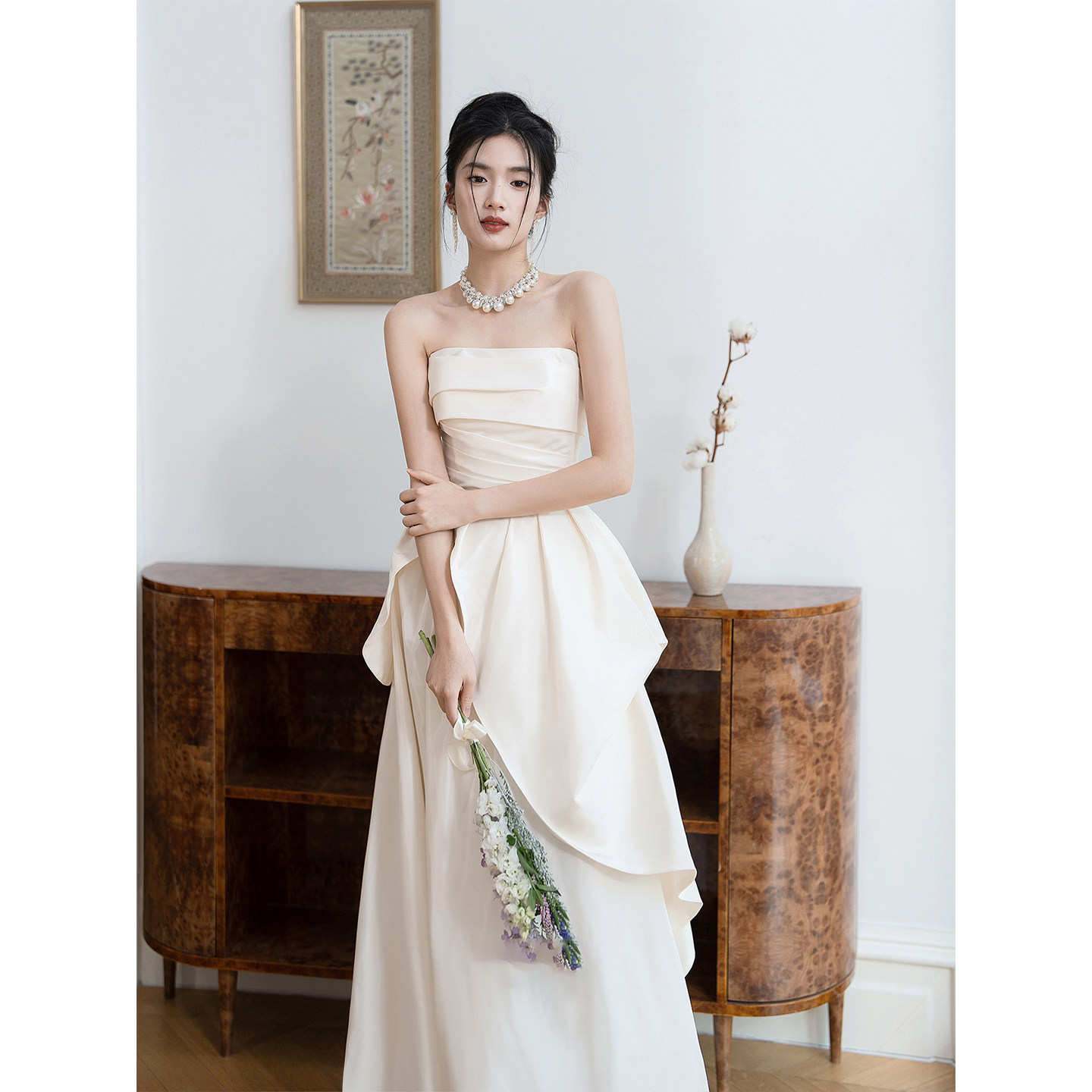 法式抹胸轻婚纱2026新款高级感小众新娘订婚礼服裙登记领证小白裙