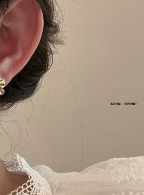 「荷叶裙摆」ins极简风仙气温柔螺旋式耳钉时尚金属扭曲耳环耳饰~