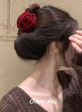 立体丝光~韩国丝绒玫瑰花朵抓夹高级氛围感法式后脑勺盘发鲨鱼夹