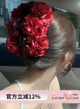 高版本现货~易梦玲同款红色花朵抓夹女氛围感盘发度假拍照鲨鱼夹