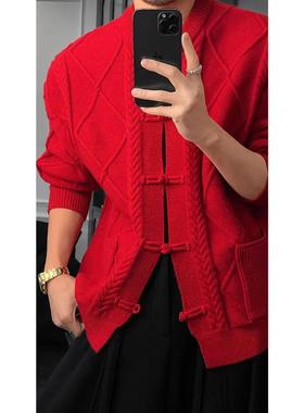 春秋季马年潮流国风红盘扣新年红色毛衣菱形格本命年针织开衫外套