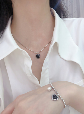 黑玛瑙桃心形小众设计ins锁骨链