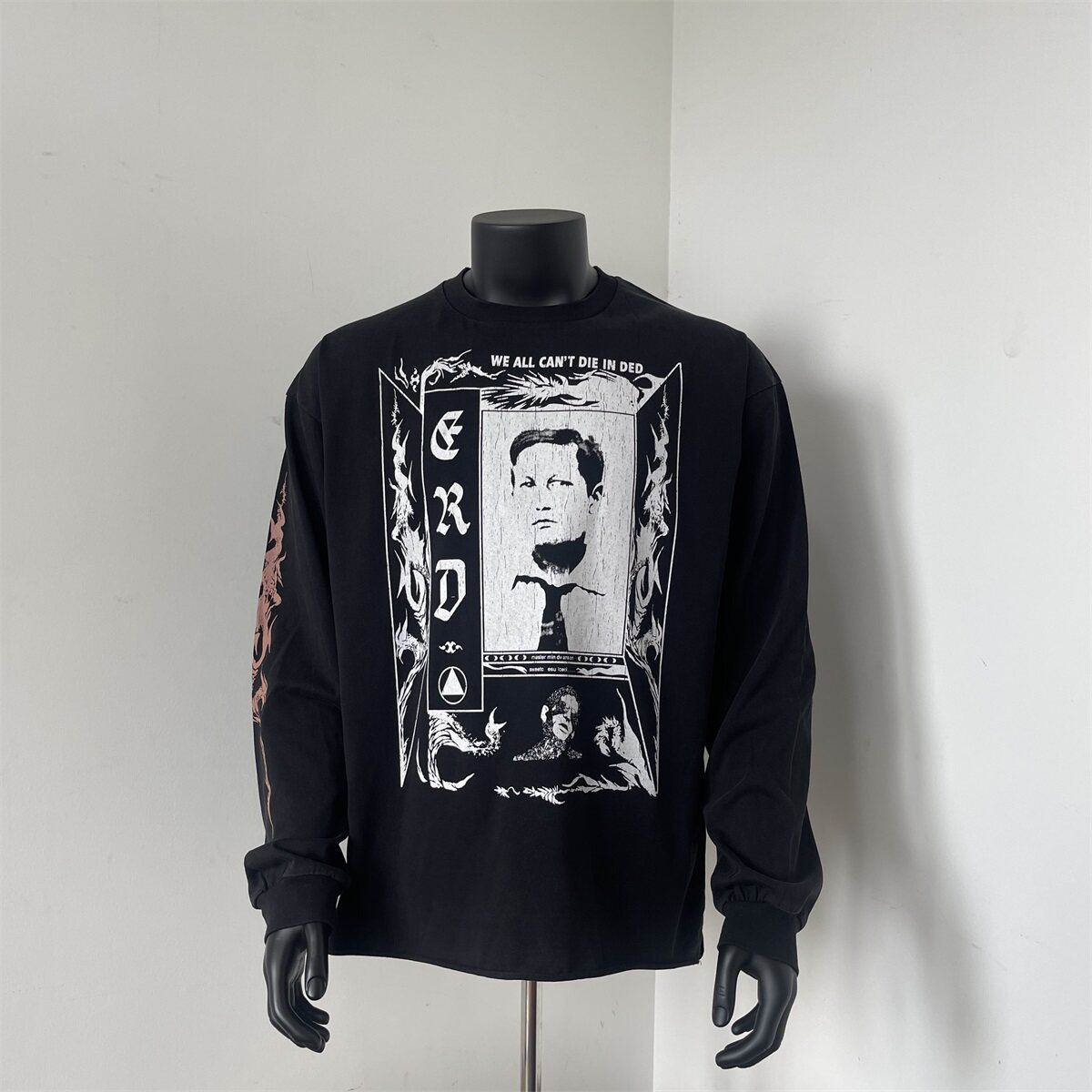 ERD“人像男孩”印花LOGOT恤