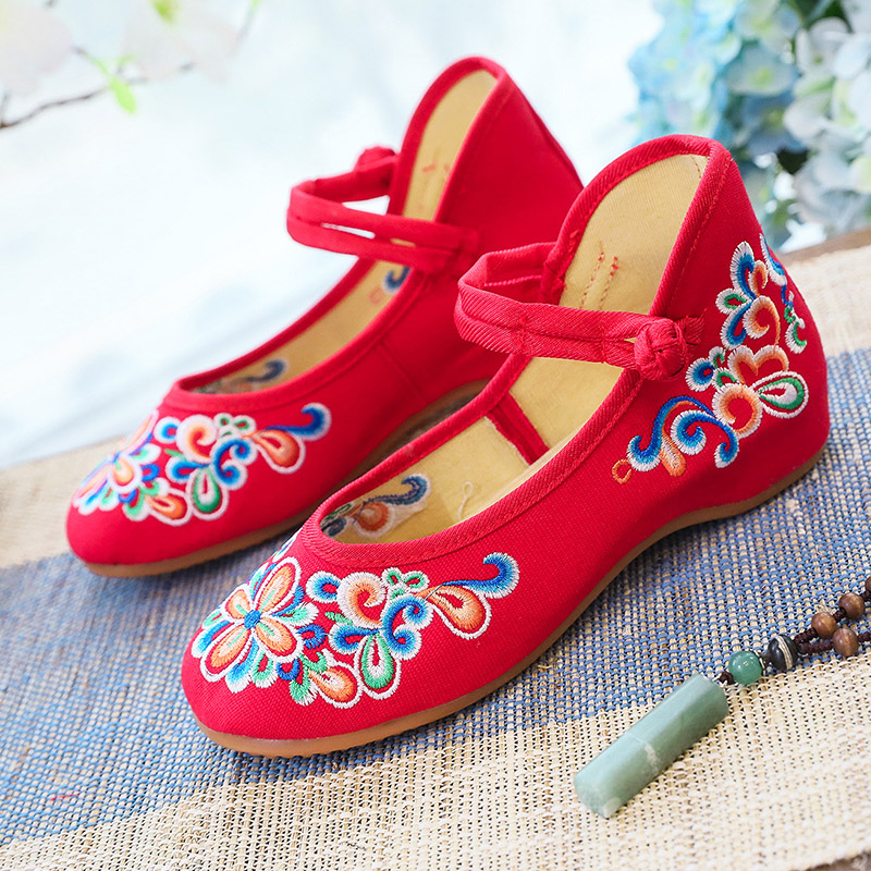 绣花鞋一字扣妈妈鞋女鞋单鞋