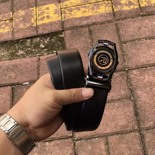 休闲风年轻人个性潮流真皮皮带