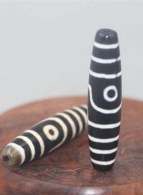 西藏天然真品玉髓玛瑙二眼天珠