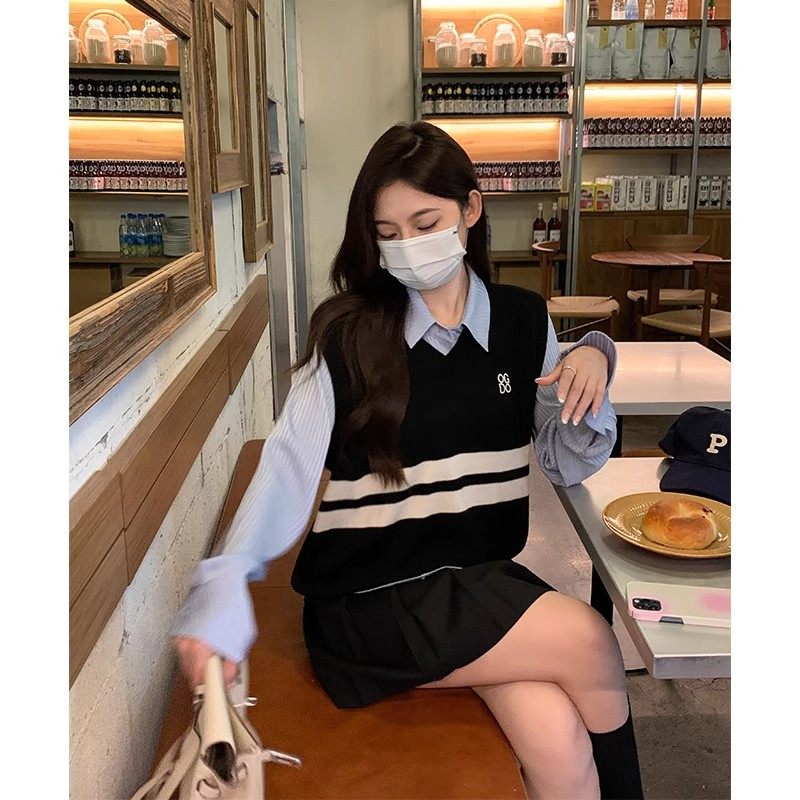 黑色条纹v领针织马甲背心女秋2025新款衬衫叠穿无袖坎肩毛衣上衣